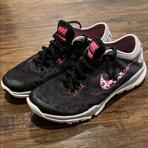 Nike Training Shoes Black and Pink